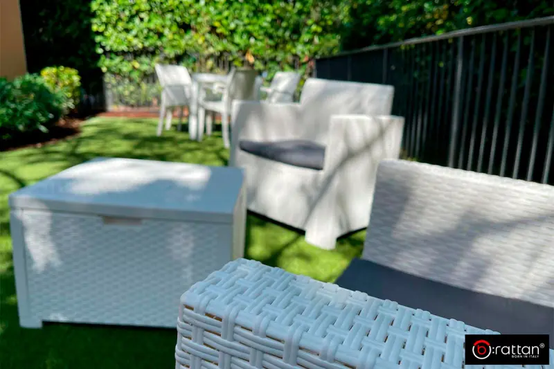 Комплект садовой пластиковой мебели B:Rattan Nebraska Terrace Set на 2 персоны, белый, 2 кресла и кофейный столик