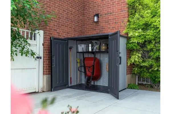 Пластиковый шкаф для улицы LifeTime Utility 3067L, 60441U