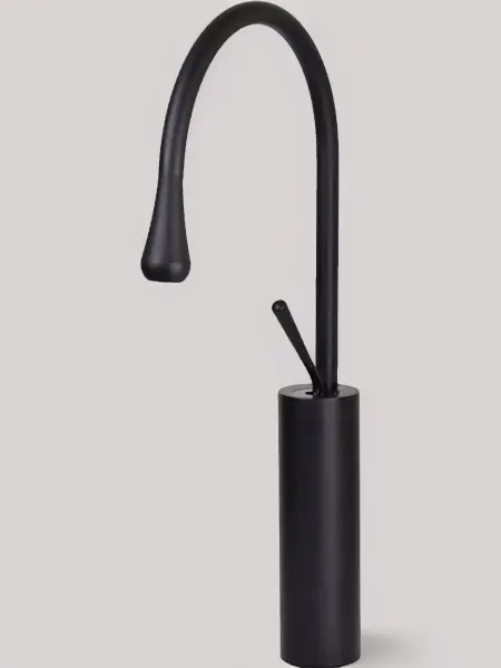 Смеситель для раковины из латуни Scandi, цвет черный матовый, 9015B