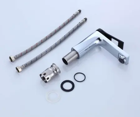 Смеситель для раковины из латуни Element, цвет хром/черный, EL02XCB