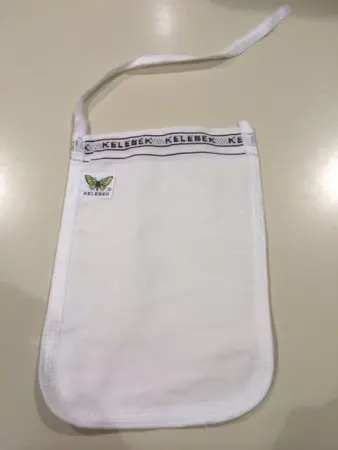 Рукавица КЕСЕ М мягкая (для пилинга) белая