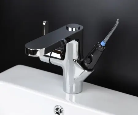 Смеситель для раковины с ирригатором Optimal, цвет хром, 10188