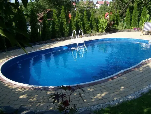 Морозоустойчивый бассейн Azuro овальный 730х370x120см, чаша 0,325мм, 405DL Basic 