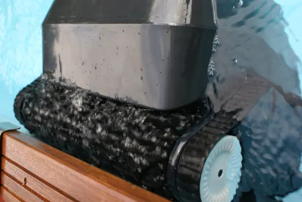 Автоматический пылесос AquaViva 7310 Black Pearl для бассейна (стенки и ватерлиния)