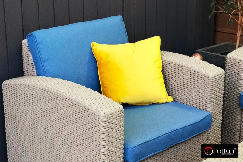 Пластиковая мебель B:Rattan Premium на 4 персоны, цвет серый с синими подушками - диван, 2 кресла и столик