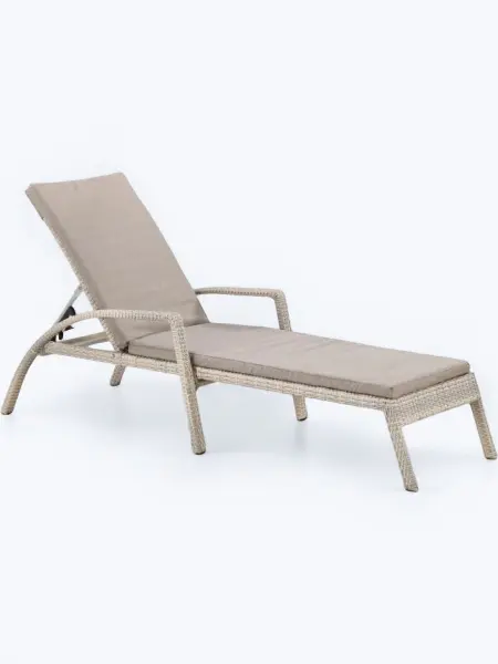 Плетеный шезлонг из искусственного ротанга A30C2-W85 Latte, светло бежевый, 200 х 91 x 70 см, с матрасом
