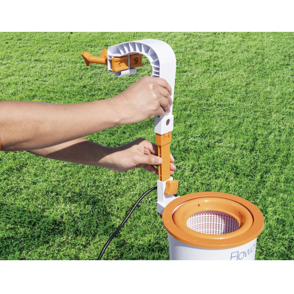 Фильтр-насос для бассейна Bestway Flowclear Skimatic со скиммером, 58462, 2574 л/ч